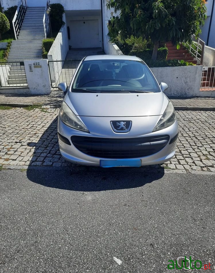 2007' Peugeot 207 photo #5