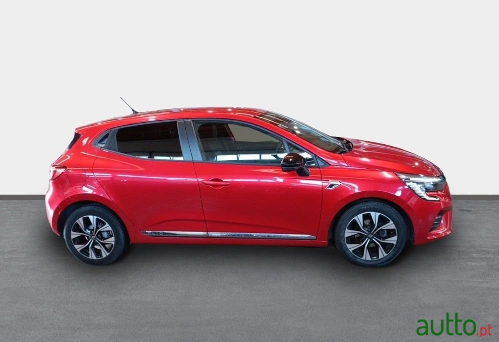 2021' Renault Clio photo #4