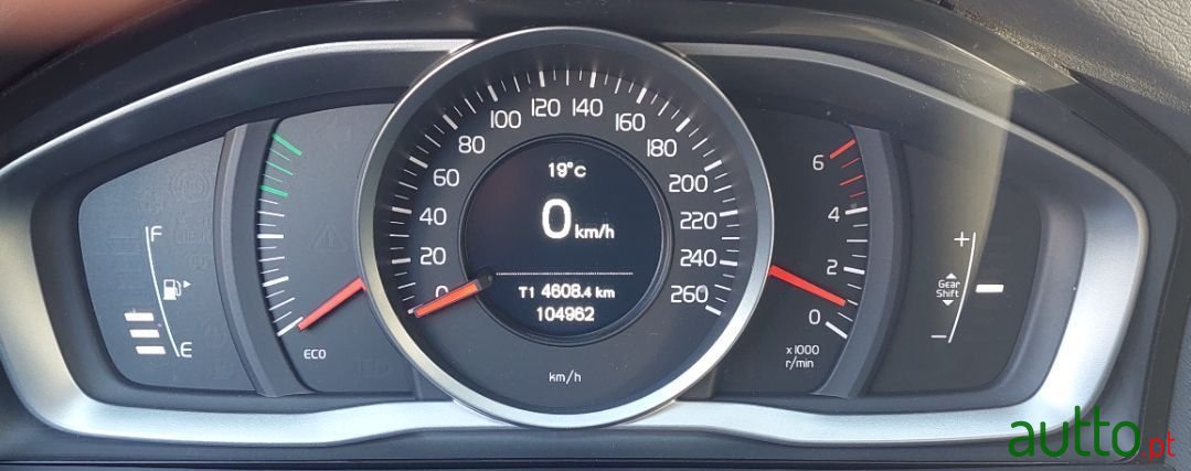 2016' Volvo V60 photo #4