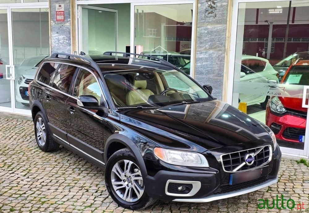 2011' Volvo Xc 70 photo #3