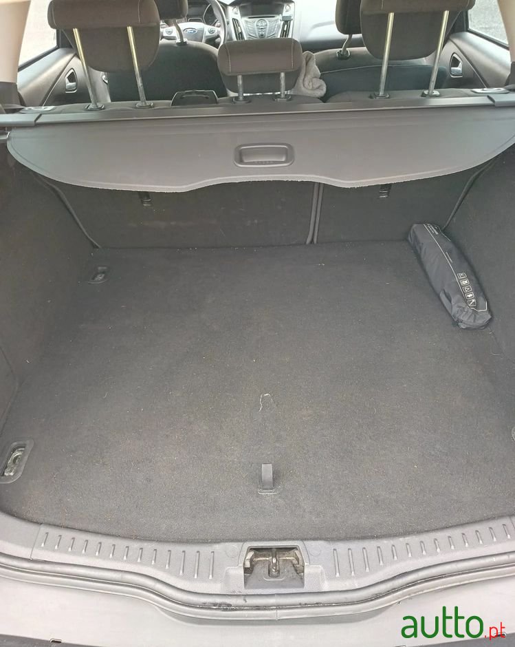 2013' Ford Focus Sw photo #2