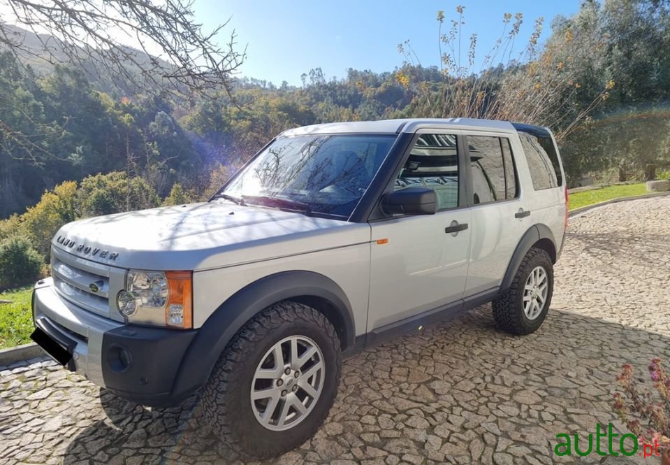 2005' Land Rover Discovery photo #1