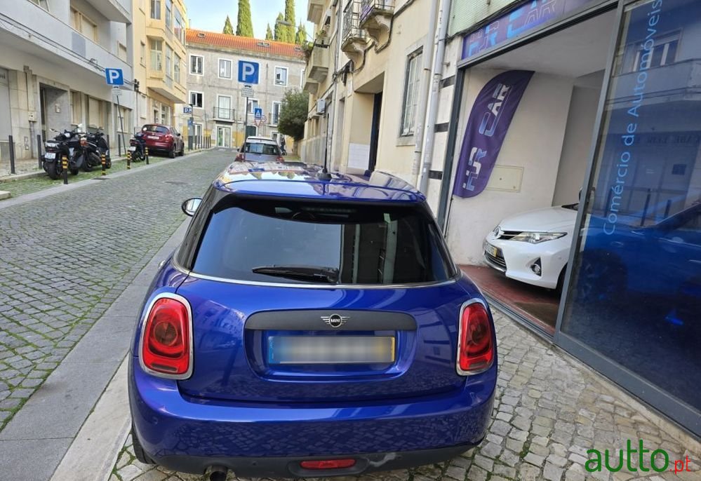 2020' MINI One 5 Portas photo #5