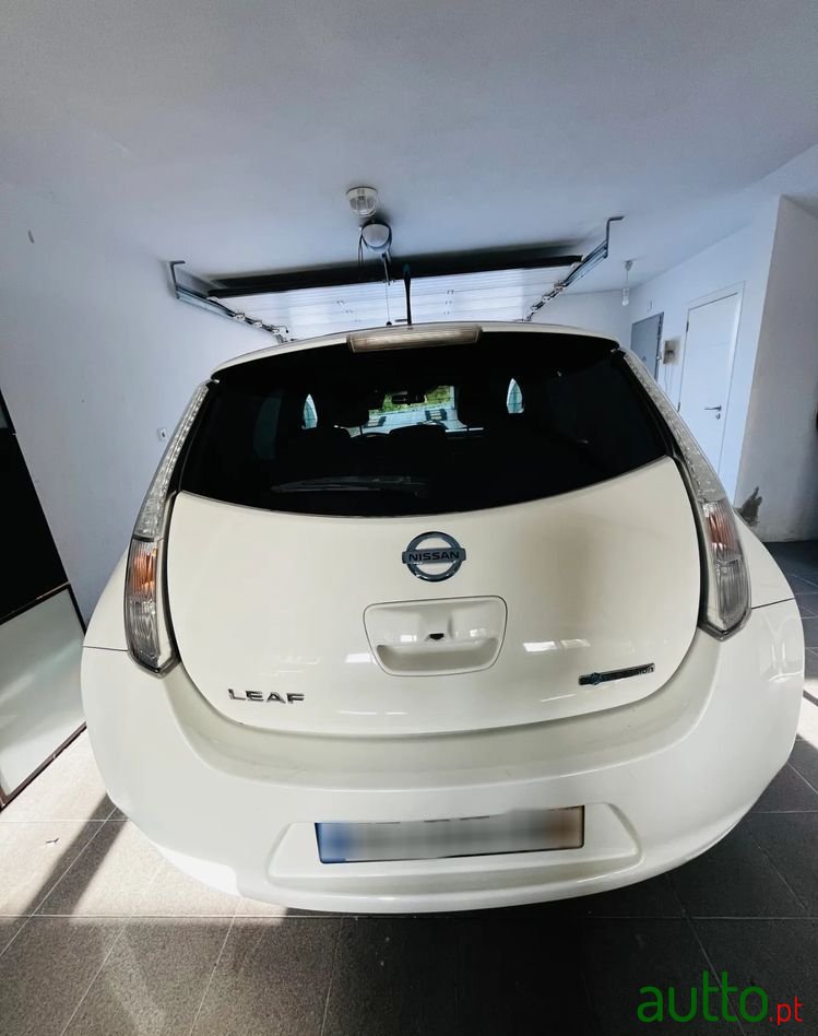 2015' Nissan Leaf Tekna photo #4