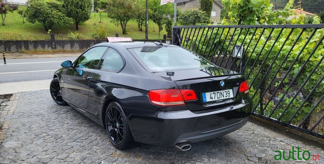 2007' BMW 320 photo #3