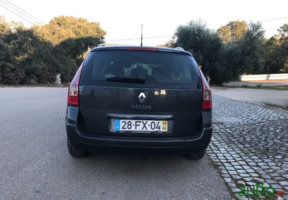 2008' Renault Megane Break photo #6