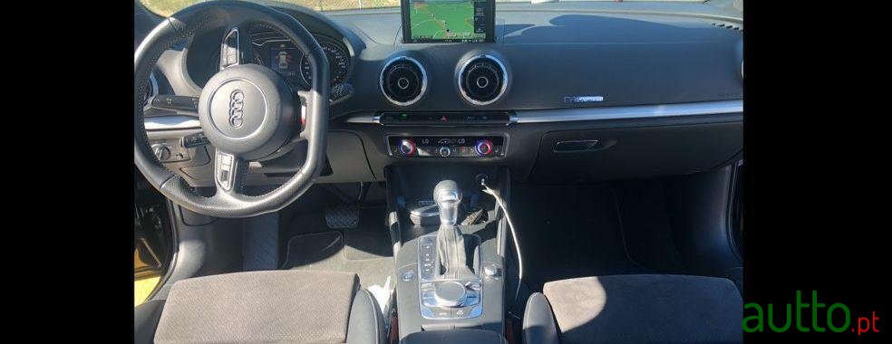 2015' Audi A3 Sportback photo #2