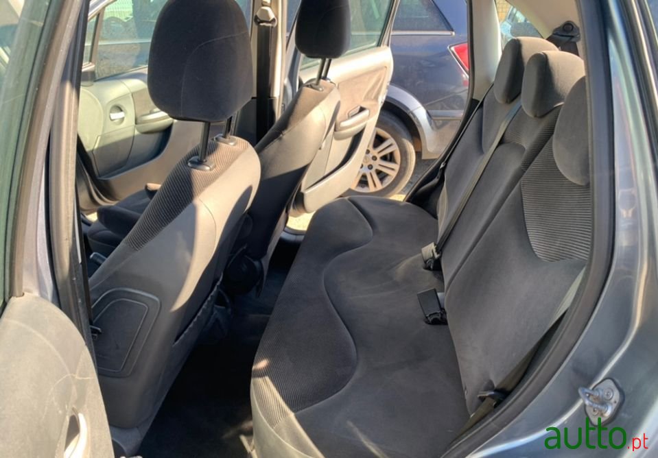 2008' Citroen C3 photo #4