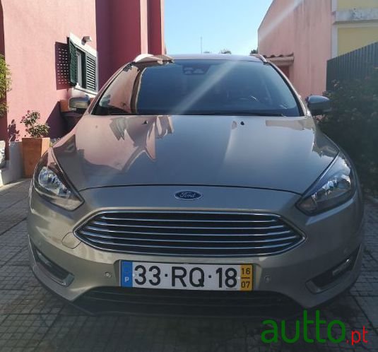 2016' Ford Focus Sw photo #2