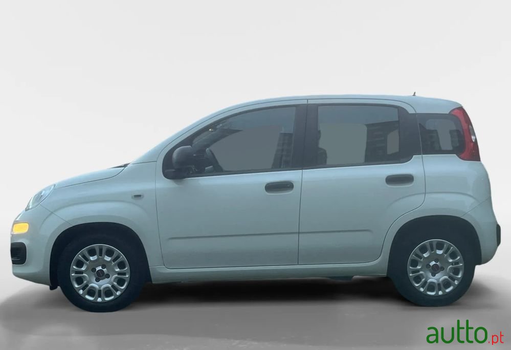 2022' Fiat Panda photo #2