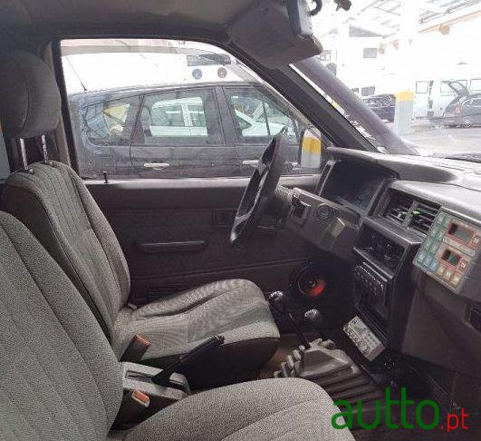 1991' Nissan Pathfinder photo #2