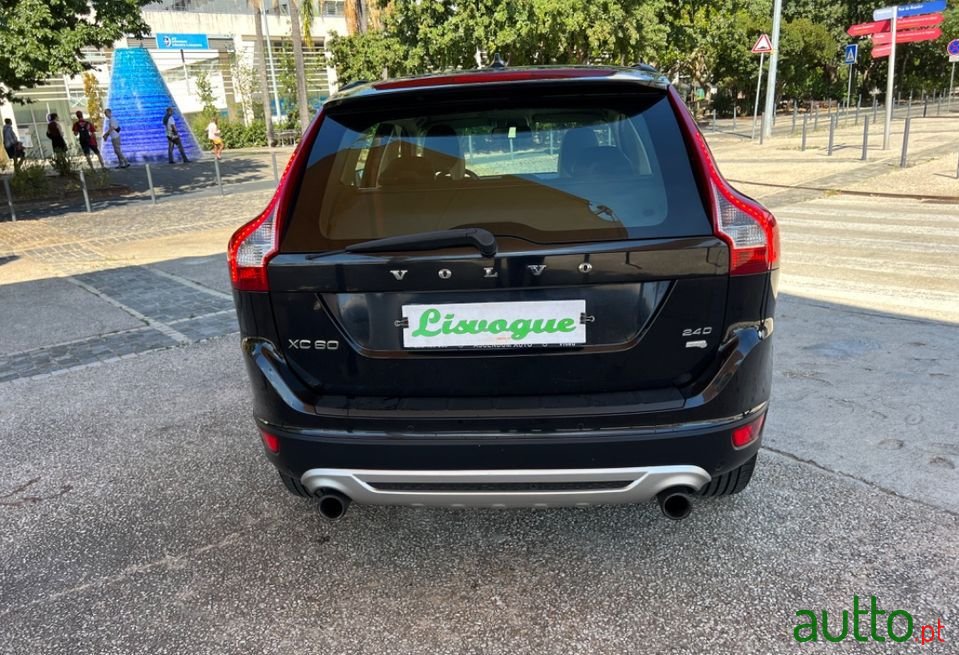 2010' Volvo Xc-60 photo #5