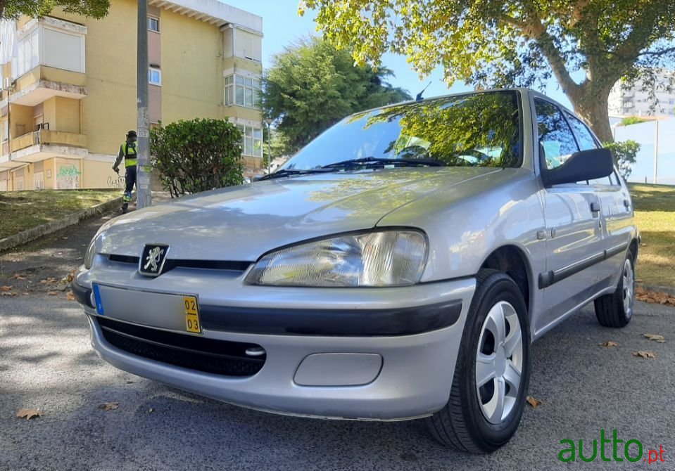 2002' Peugeot 106 photo #2