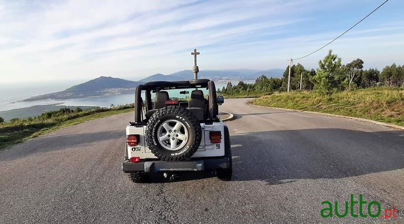 2003' Jeep Wrangler photo #3