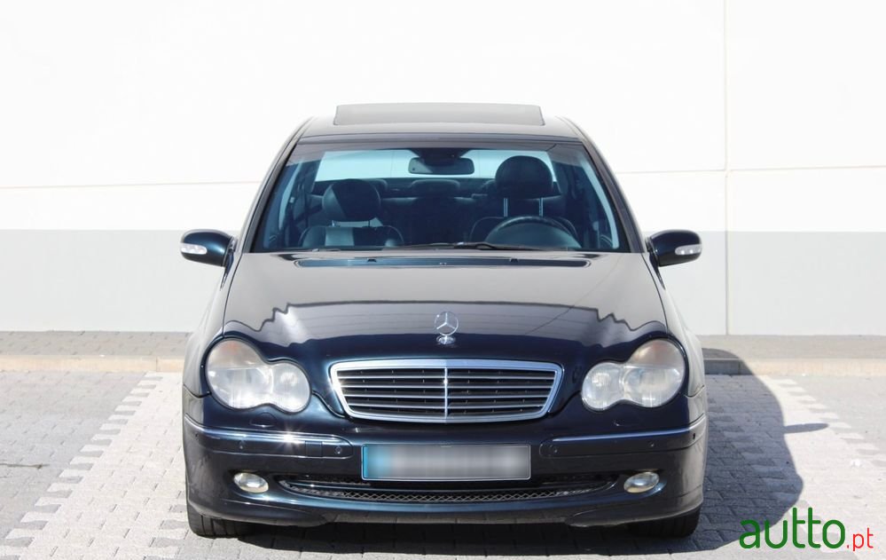 2001' Mercedes-Benz Classe C photo #1