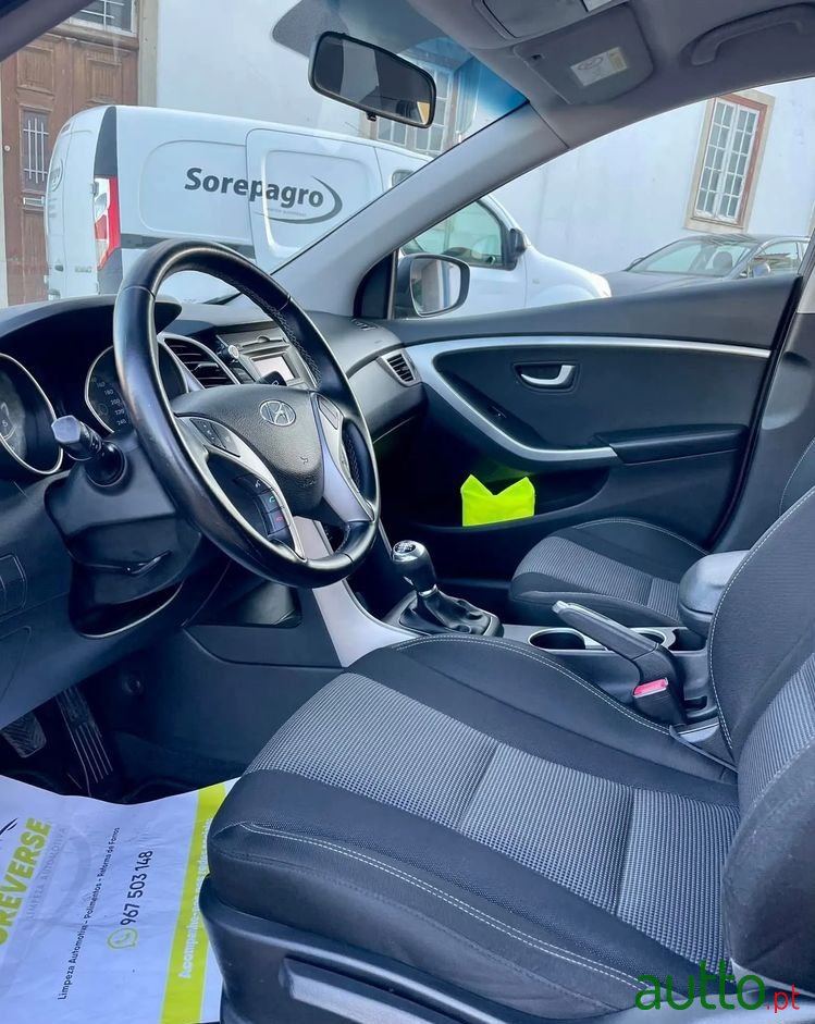 2014' Hyundai i30 photo #3