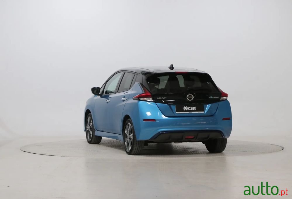 2021' Nissan Leaf photo #5