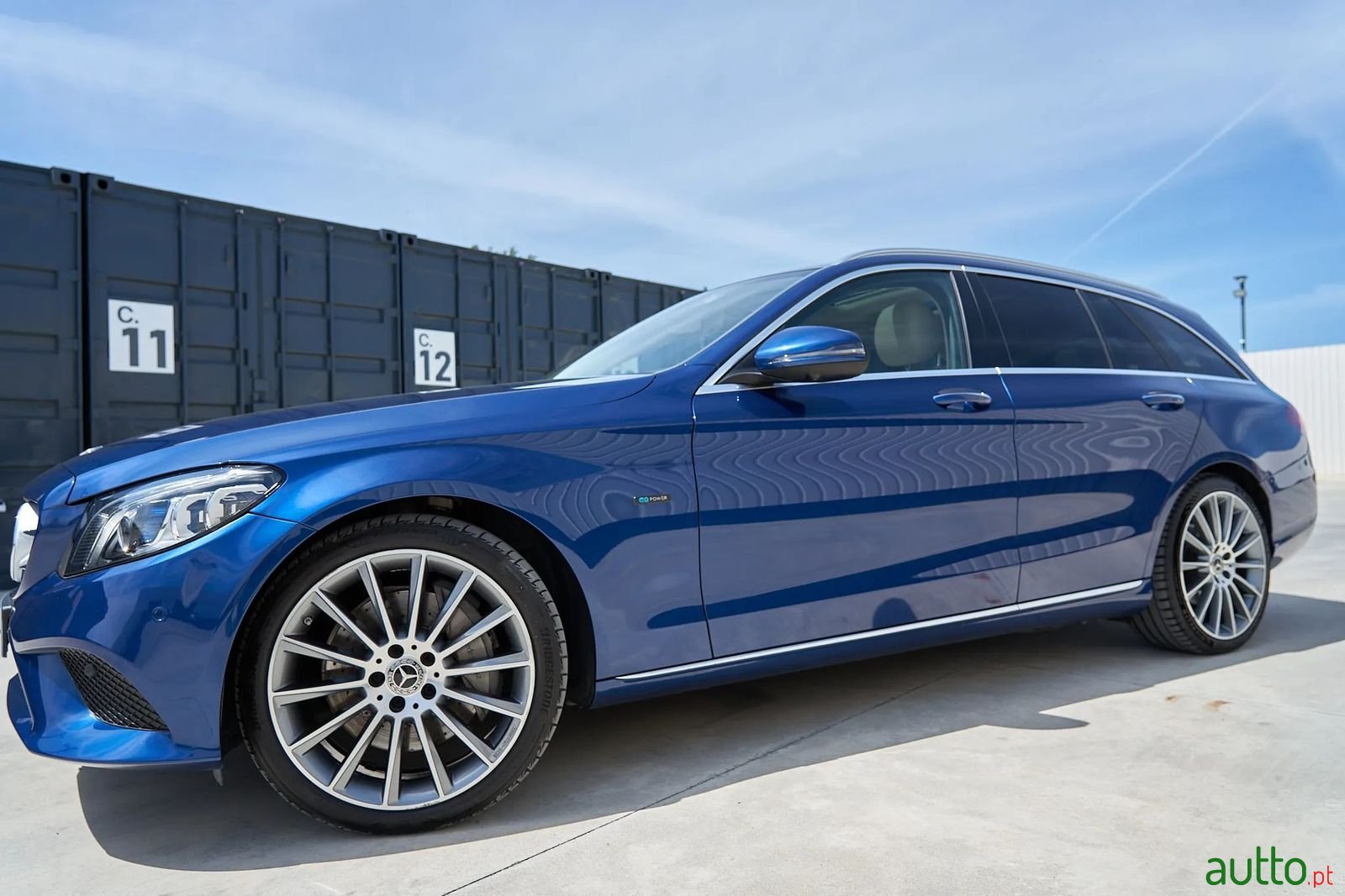 2019' Mercedes-Benz C-300 photo #3