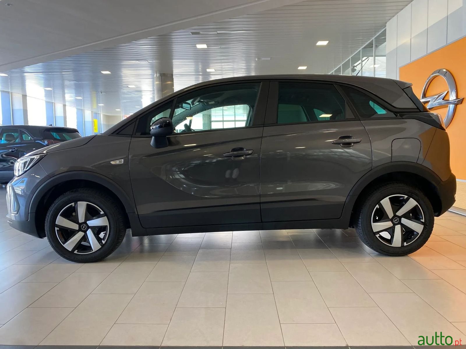 2023' Opel Crossland photo #5