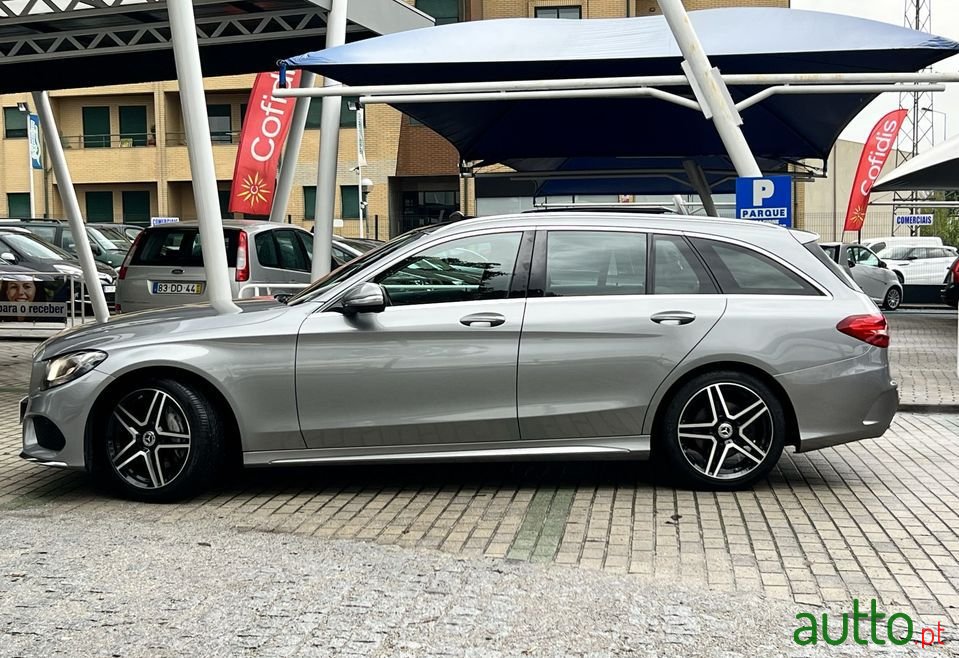 2015' Mercedes-Benz C-200 photo #3