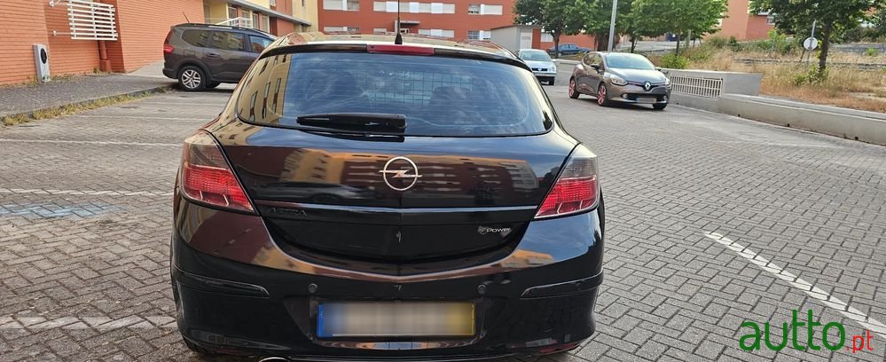 2007' Opel Astra Gtc 1.7 Cdti photo #2