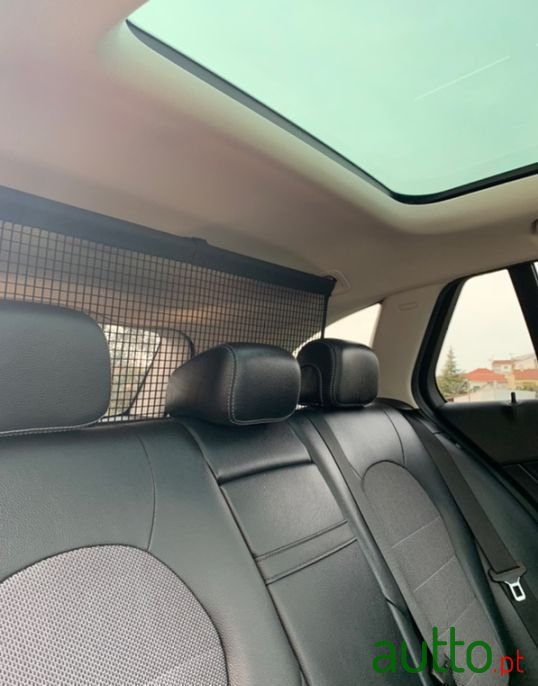 2015' Mercedes-Benz C-220 photo #4