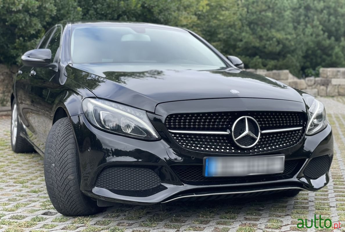 2016' Mercedes-Benz C-200 photo #2