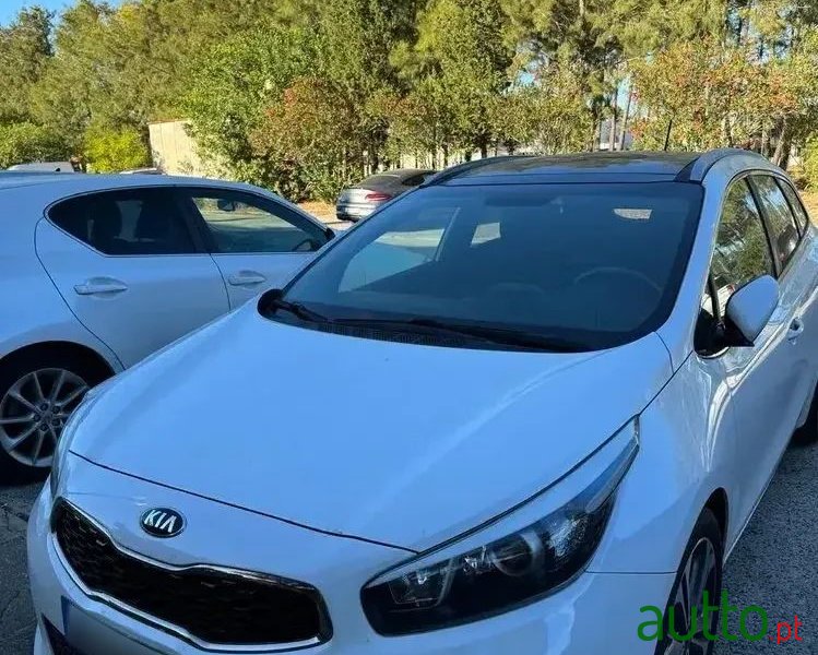 2016' Kia Ceed Sw photo #2