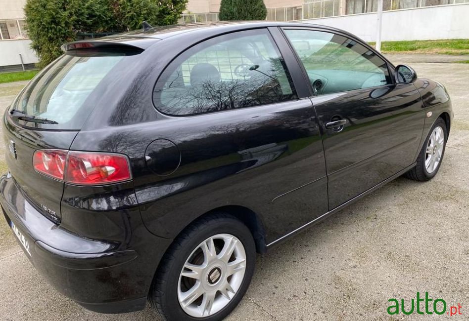 2005' SEAT Ibiza photo #5