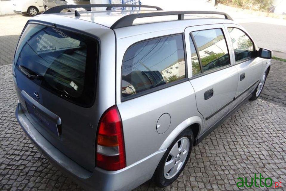 2002' Opel Astra Caravan photo #2