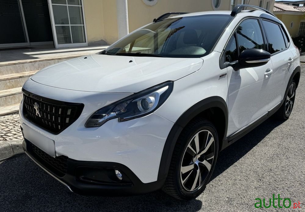 2017' Peugeot 2008 photo #2