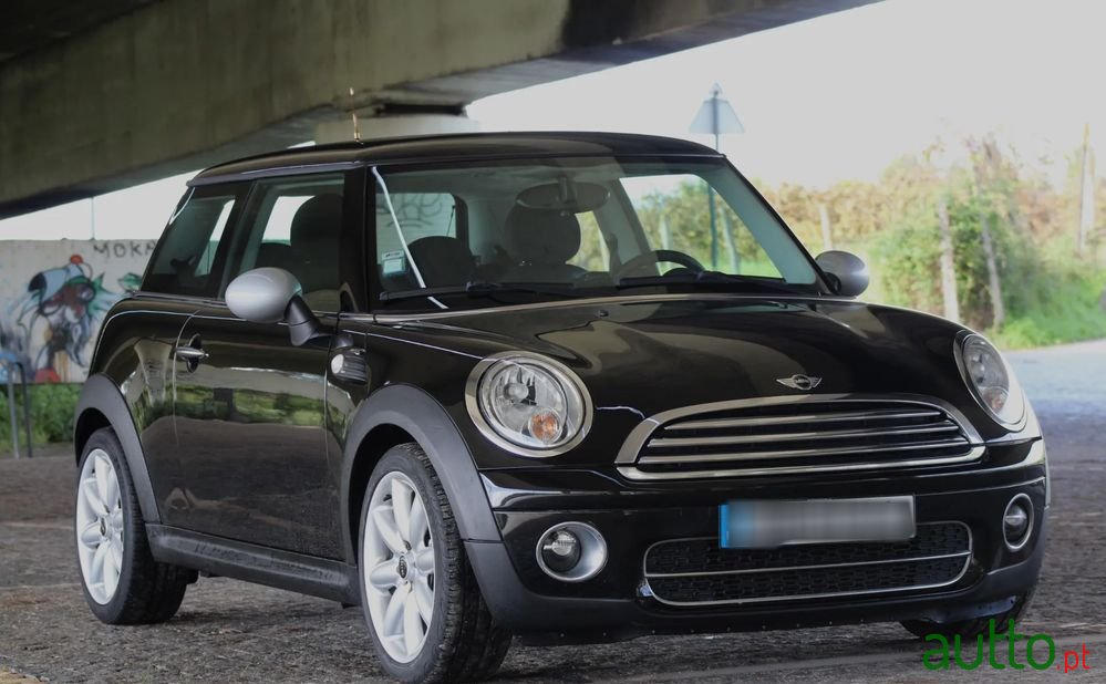 2009' MINI One D photo #4