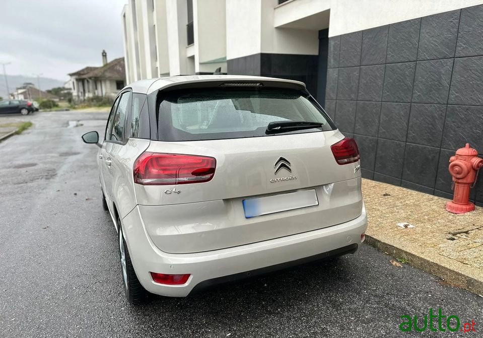 2018' Citroen C4 Picasso photo #2