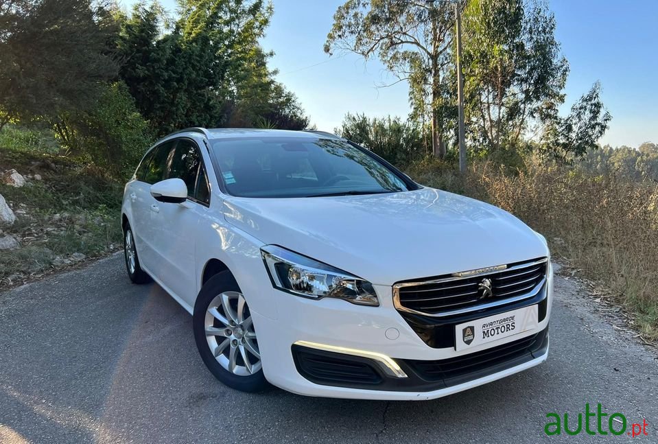2015' Peugeot 508 Sw photo #1