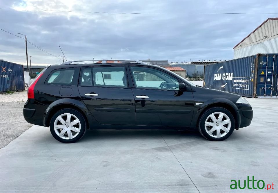 2006' Renault Megane Break photo #4