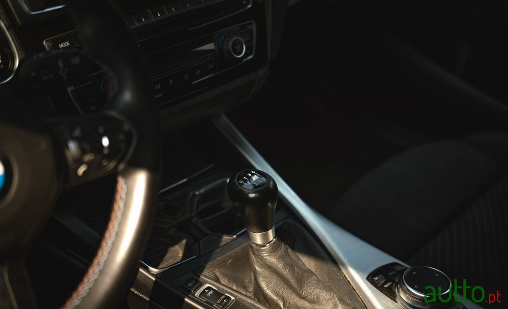 2015' BMW Série 1 photo #6