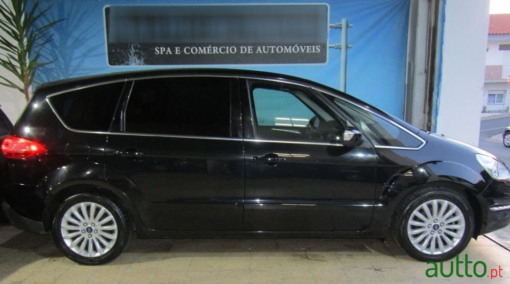2013' Ford S-Max photo #6