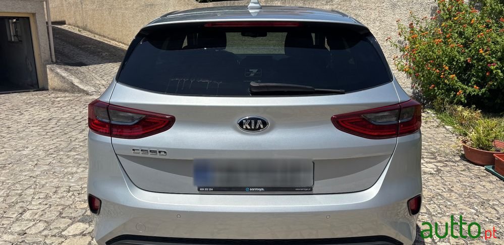 2020' Kia Ceed 1.0 T-Gdi Drive photo #5