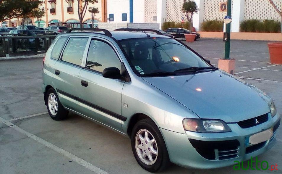 2005' Mitsubishi Space Star photo #2