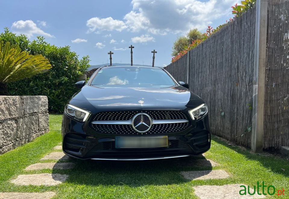 2018' Mercedes-Benz A 200 photo #3