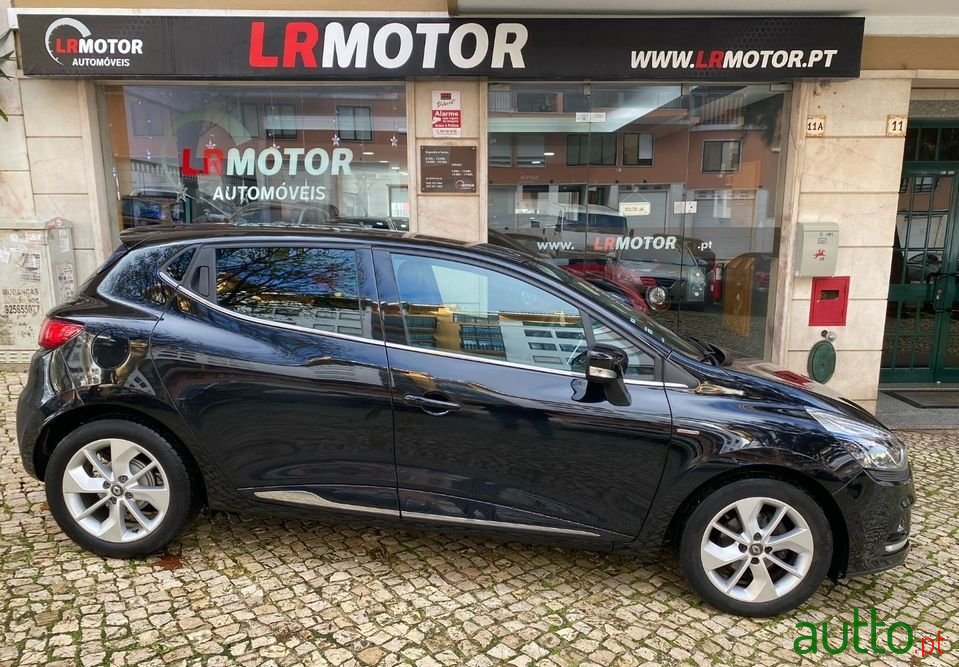 2018' Renault Clio photo #1