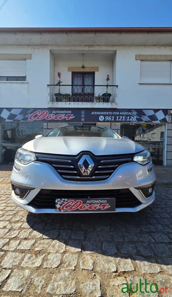 2019' Renault Megane Sport Tourer photo #4