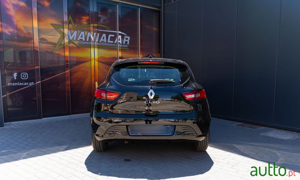 2013' Renault Clio 1.2 16V 75 Gps photo #6
