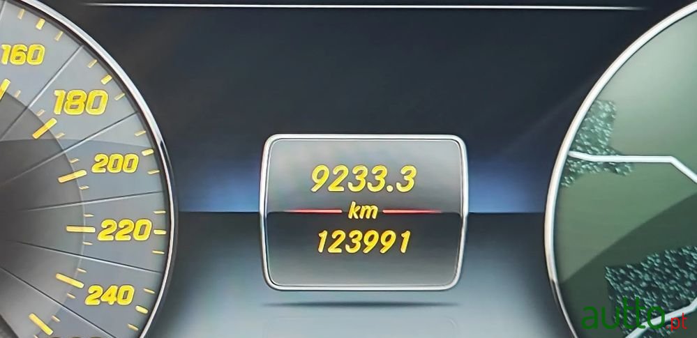 2017' Mercedes-Benz E 220 D Amg Line photo #2