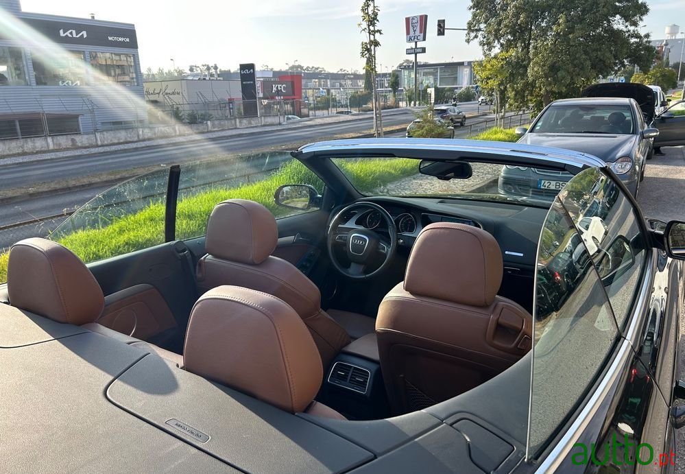 2010' Audi A5 Cabrio photo #5