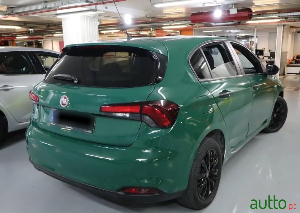 2020' Fiat Tipo photo #2