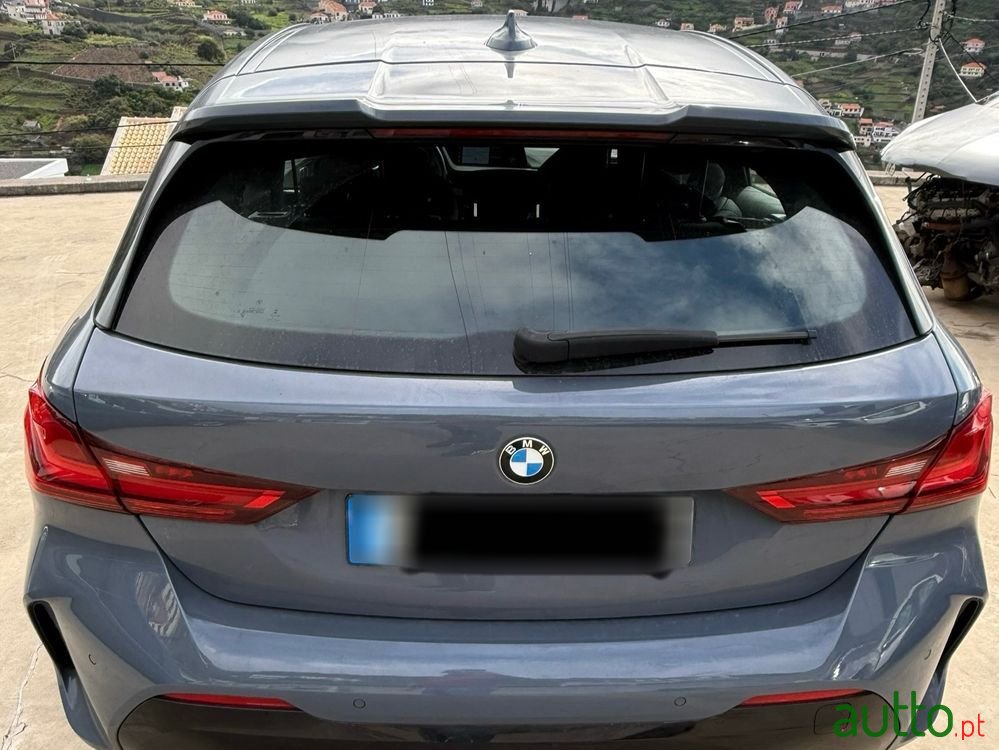 2020' BMW Série 1 D Pack M Auto photo #2