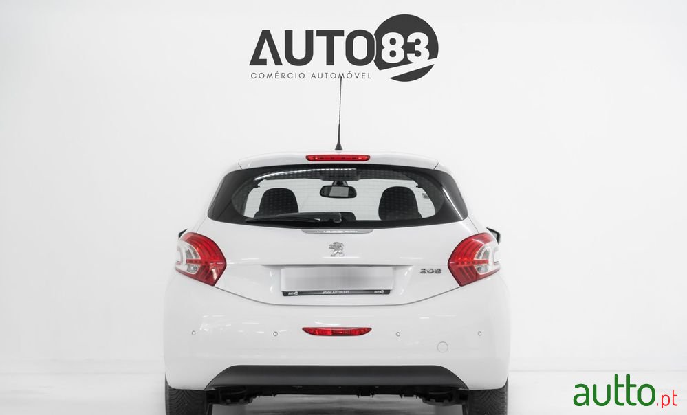 2014' Peugeot 208 1.2 Puretech photo #4