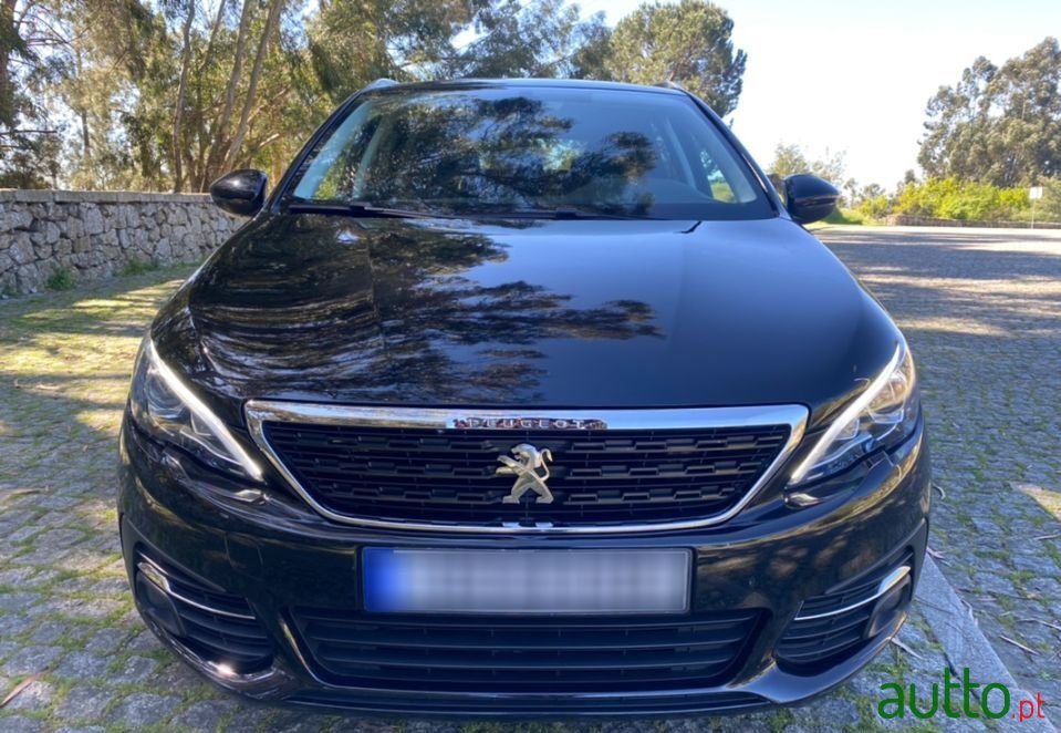 2019' Peugeot 308 Sw photo #2