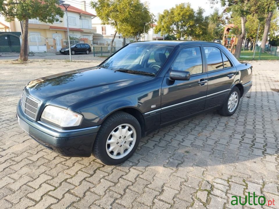 1997' Mercedes-Benz Classe C photo #1